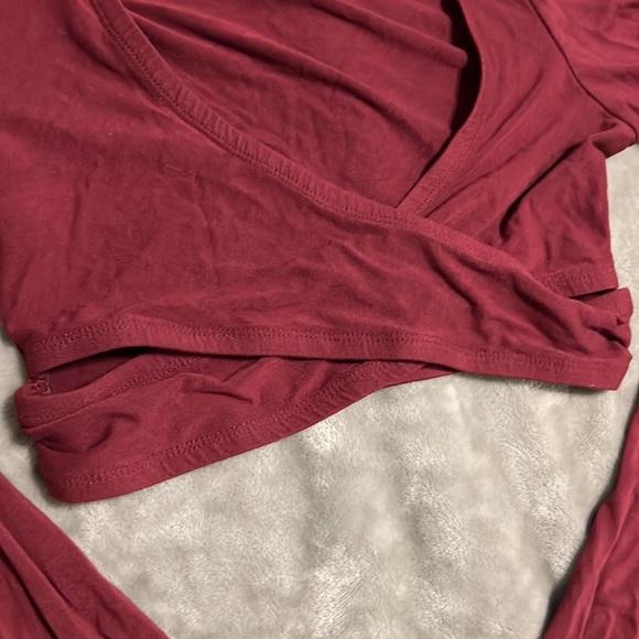 Cropped Long sleeve - Picture 2 of 3